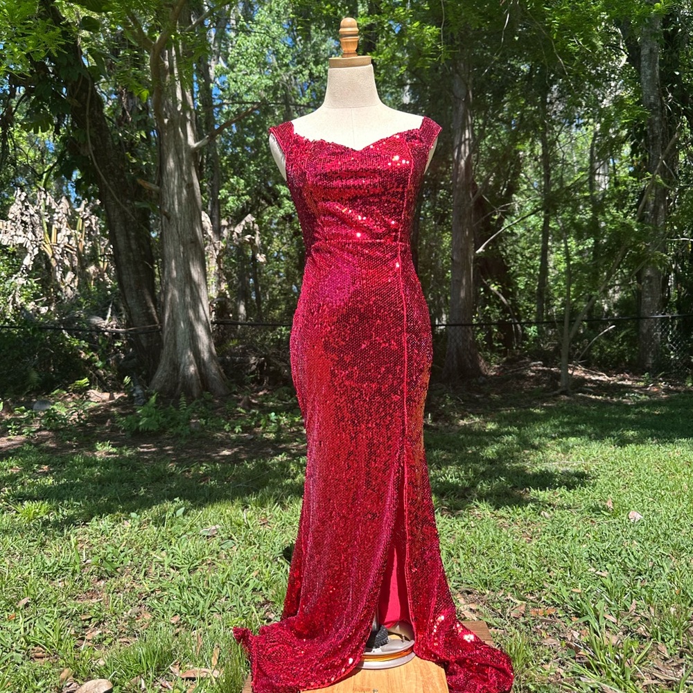 Long Split Red Sequined Evening Dress S